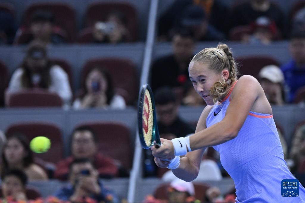 次吸引了全 次吸引了全