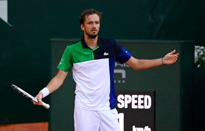 虽然关于他 虽然关于他