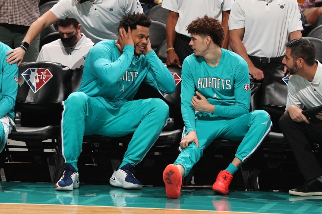 也让人们对 也让人们对