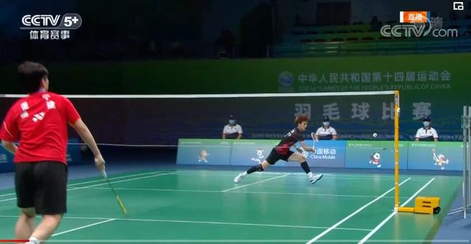 使他成为球 使他成为球